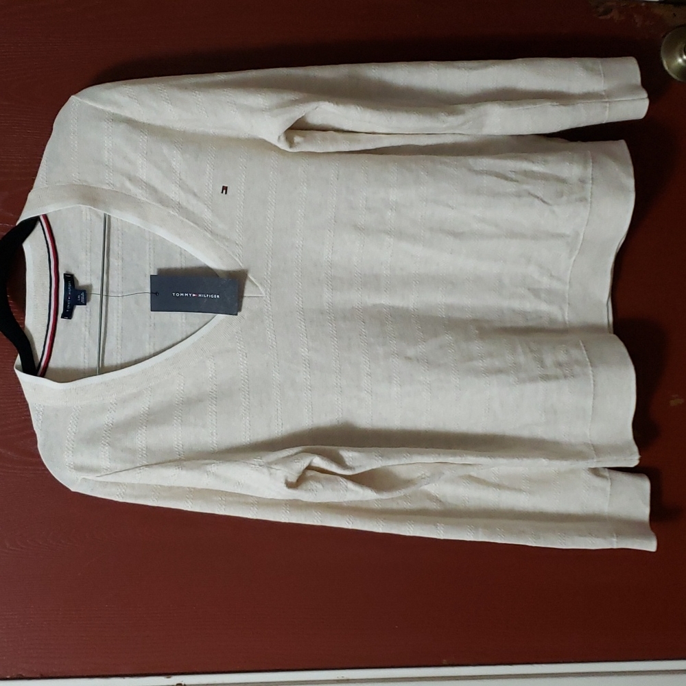 Tommy Hilfiger Tops
